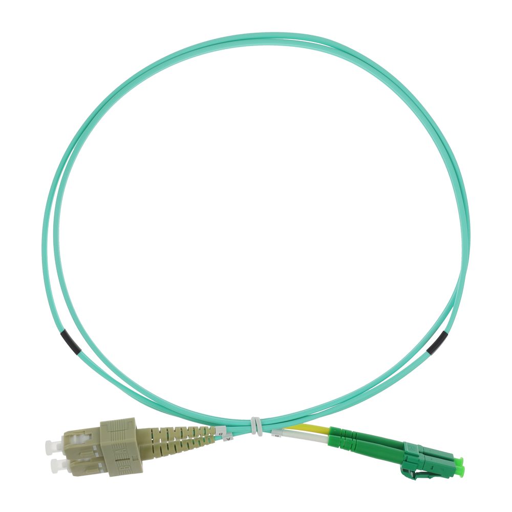 (SF-LC-APC-SC-UPC-OM4-DX-1M) Cable de conexión de fibra óptica dúplex - Fibra multimodo OM4 de alta velocidad - Conectores híbridos LC APC y SC UPC - Longitud exacta de 1 metro - Cubierta exterior LSZH color Aqua - Compatibilidad de uso genérica universal
